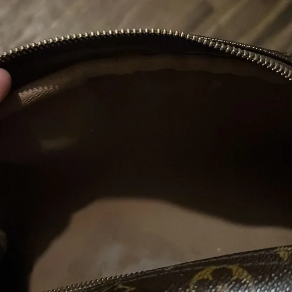 Louis Vuitton Montorgueil - Louis Vuitton Handbag - Womens Purse - Accessories - Picture 8 of 12